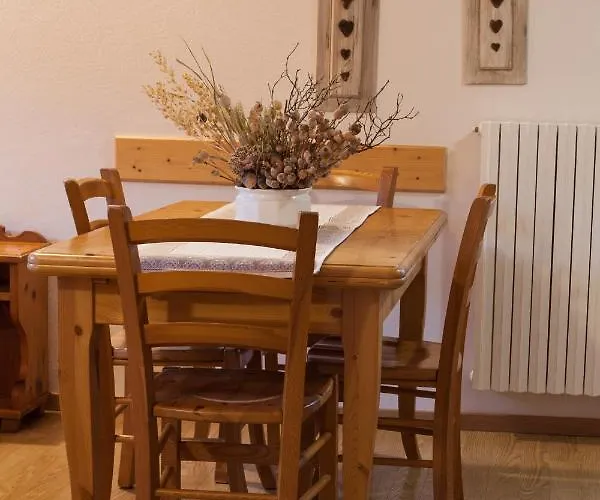 מלון דירות Lareit בורמיו