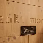Lareit Aparthotel